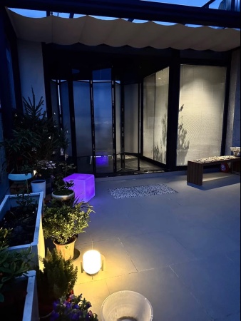 Светильник Куб 15 с питанием от АКБ, RGB Светильник Куб 15 с питанием от АКБ, RGB